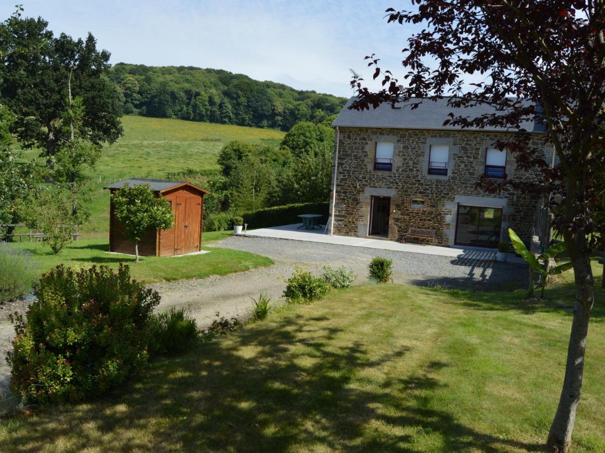Cosy Chalet With Private Garden In Normandy Isigny-le-Buat Chambre photo