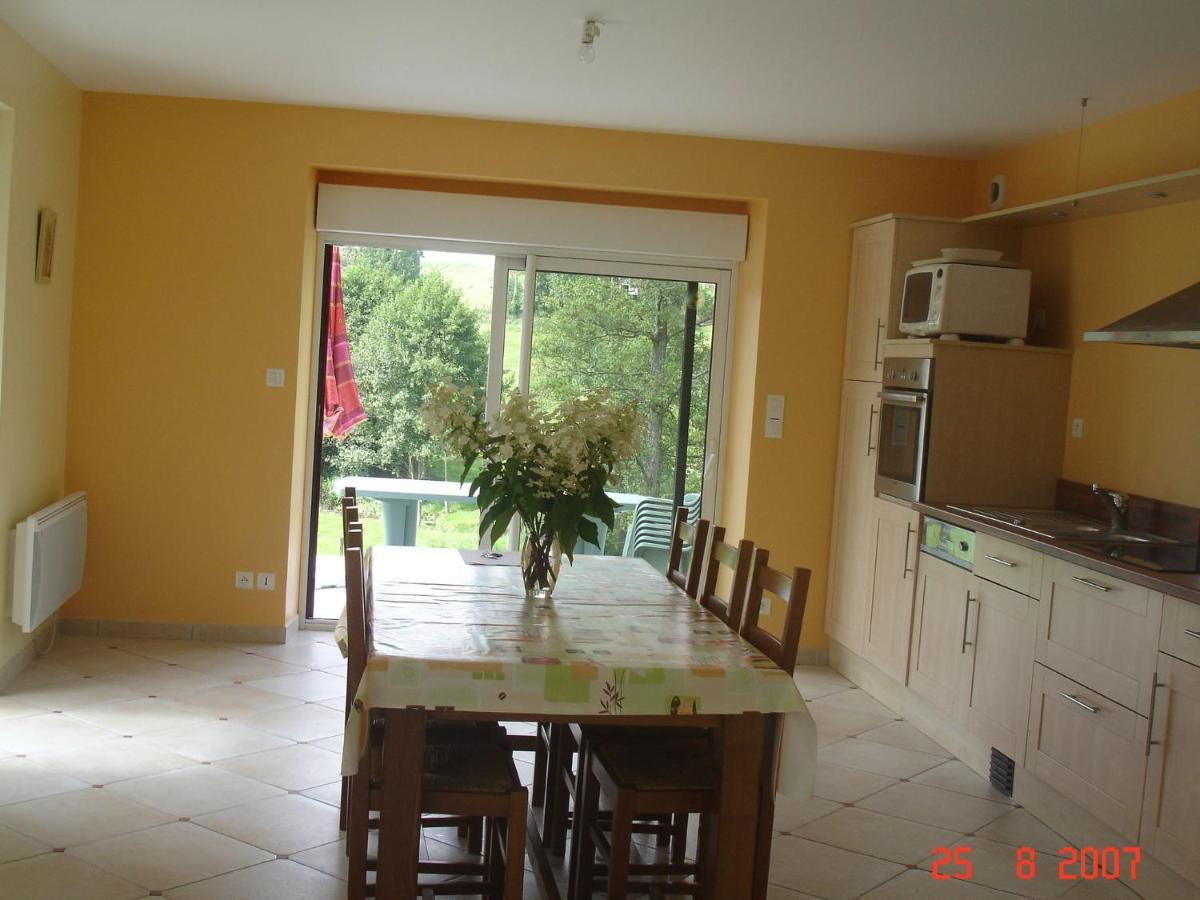 Cosy Chalet With Private Garden In Normandy Isigny-le-Buat Chambre photo