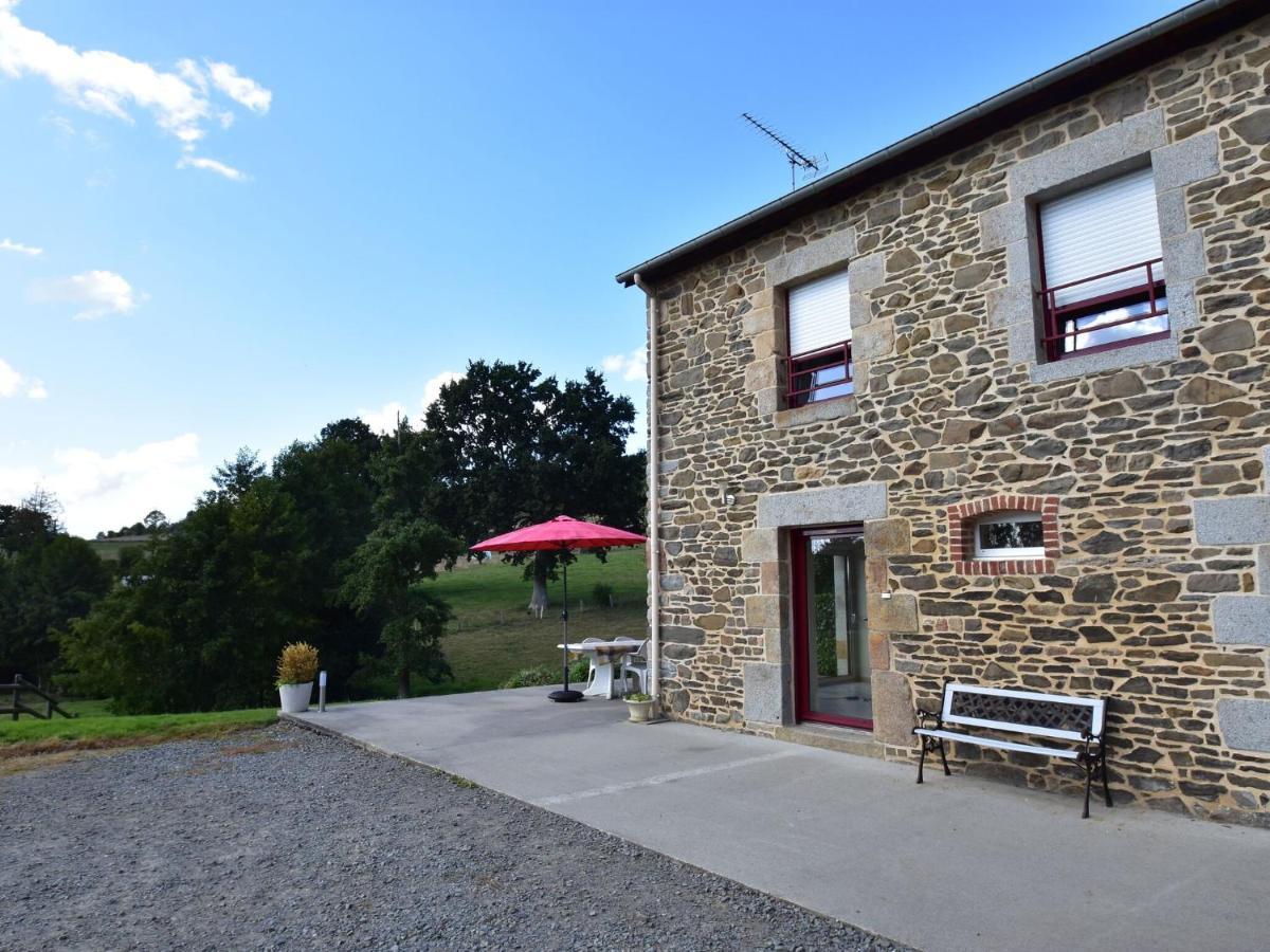 Cosy Chalet With Private Garden In Normandy Isigny-le-Buat Extérieur photo