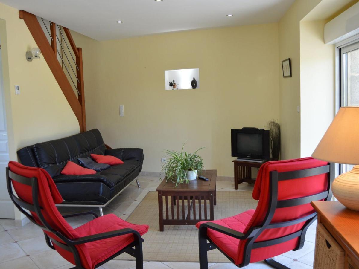 Cosy Chalet With Private Garden In Normandy Isigny-le-Buat Extérieur photo