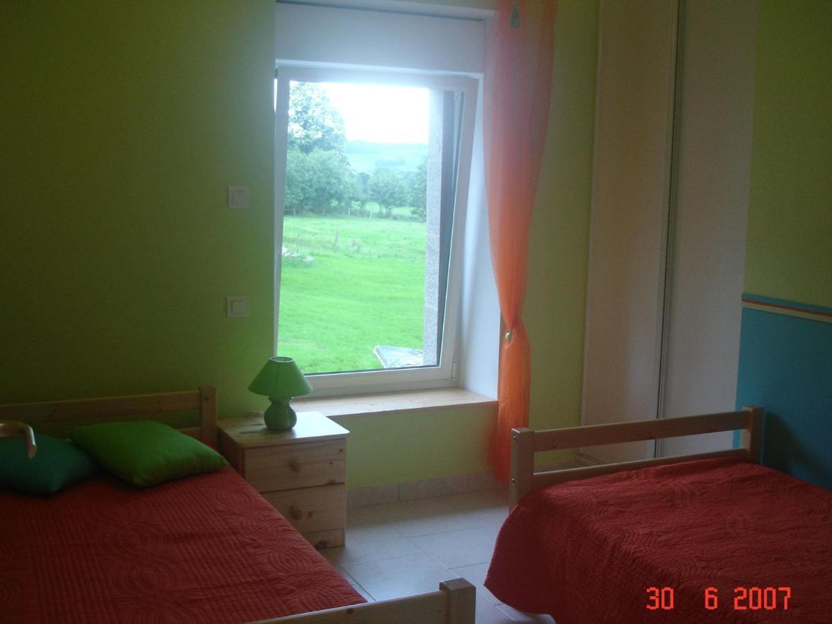 Cosy Chalet With Private Garden In Normandy Isigny-le-Buat Extérieur photo
