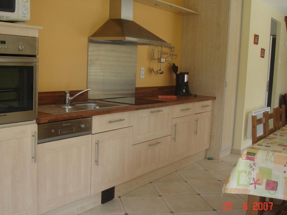 Cosy Chalet With Private Garden In Normandy Isigny-le-Buat Extérieur photo