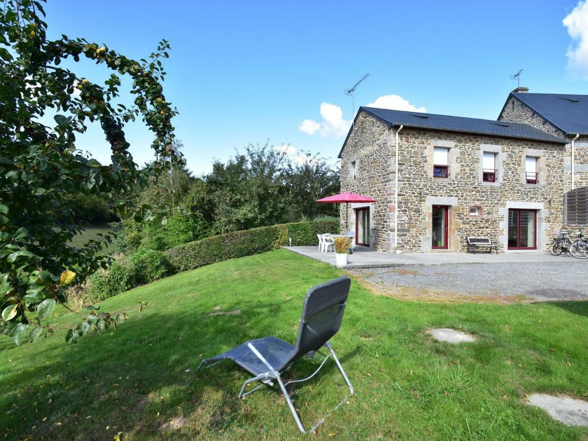 Cosy Chalet With Private Garden In Normandy Isigny-le-Buat Extérieur photo